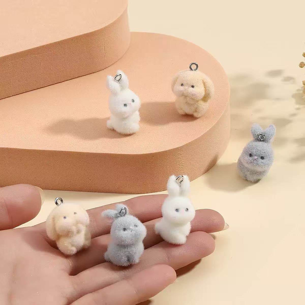 Breloques en résine petit lapi - Resin Craft Projects avis et prix