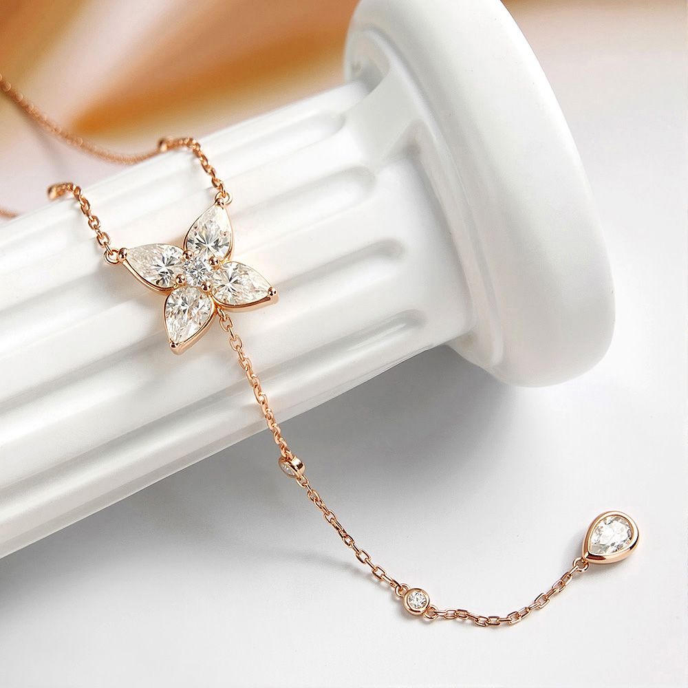 Collier pendentif en moissanit - Bezels Set Pendant avis et prix